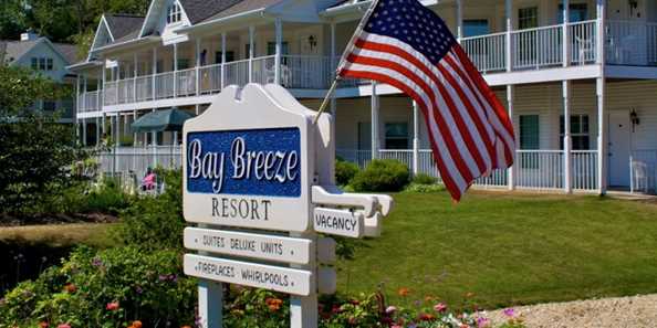 Bay Breeze Resort Travel Wisconsin